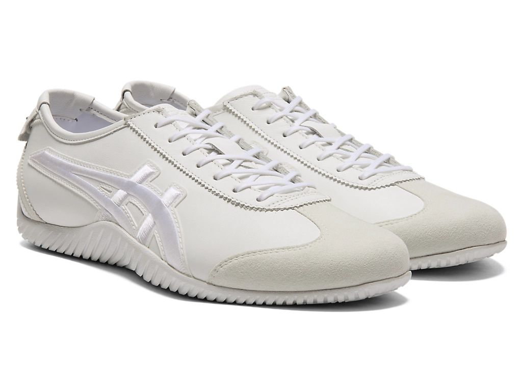 Onitsuka Tiger SCLAW Unisex Sneakers – Off-White