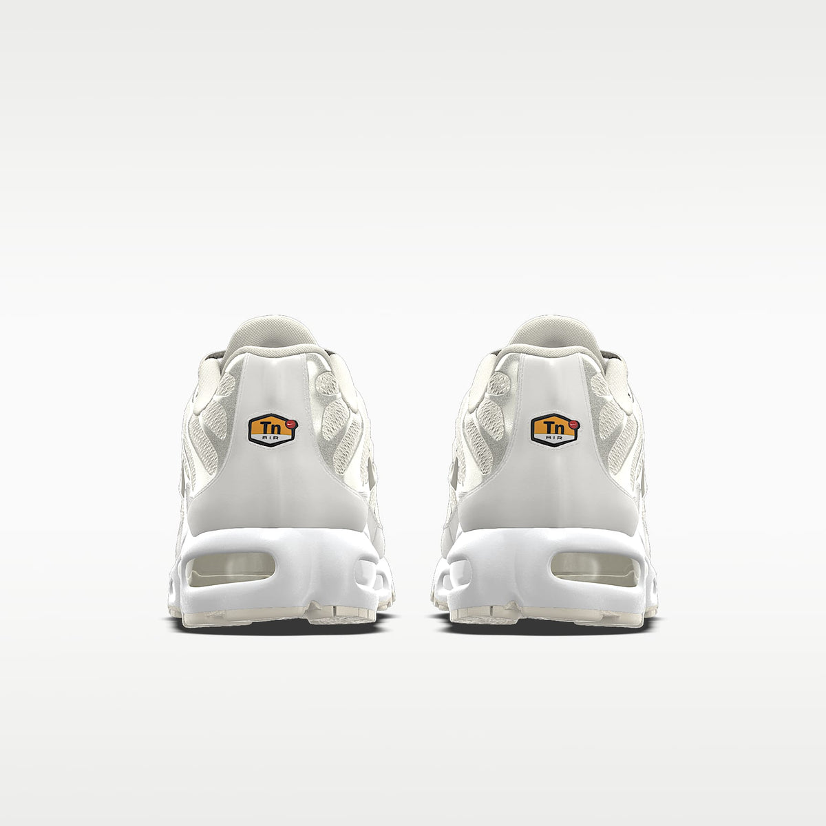 Nike Air Max Plus Sail / Off White